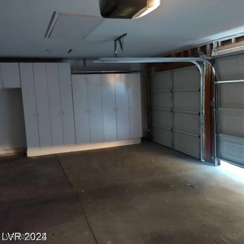 321 Bent Creek Drive, Las Vegas, NV 89107