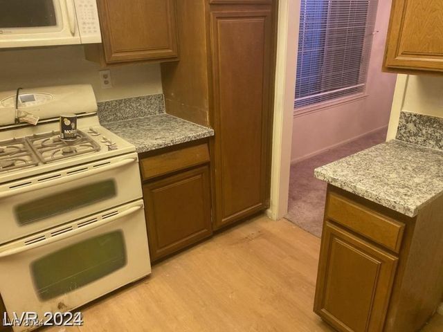 321 Bent Creek Drive, Las Vegas, NV 89107