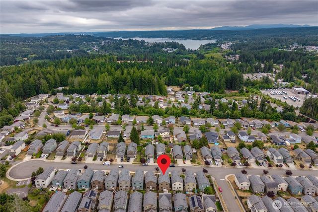 391 NE OHenry Court, Poulsbo, WA 98370