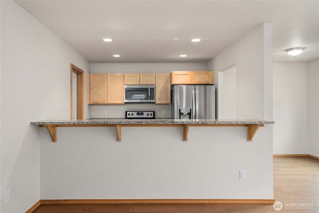 391 NE OHenry Court, Poulsbo, WA 98370