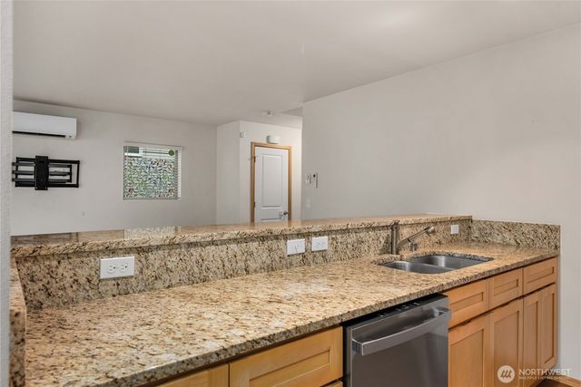 391 NE OHenry Court, Poulsbo, WA 98370