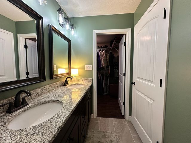 2007 S 7th Street S, Paragould, AR 72450