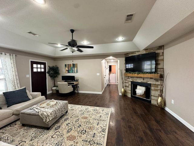 2007 S 7th Street S, Paragould, AR 72450