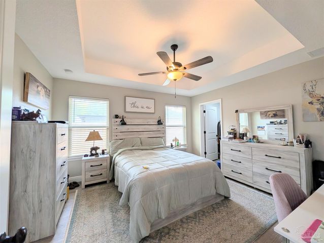 6837 Sagebrush Ln, Milton, FL 32570