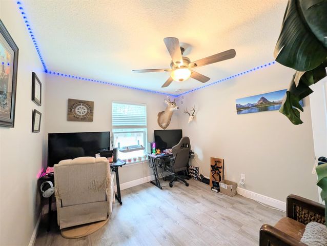 6837 Sagebrush Ln, Milton, FL 32570