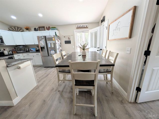 6837 Sagebrush Ln, Milton, FL 32570