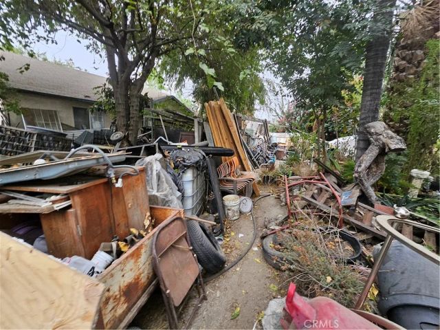 566 E Santa Fe Street, San Bernardino, CA 92408