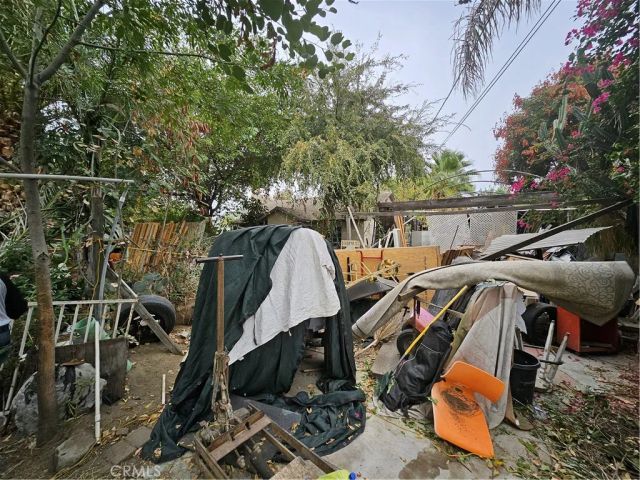 566 E Santa Fe Street, San Bernardino, CA 92408