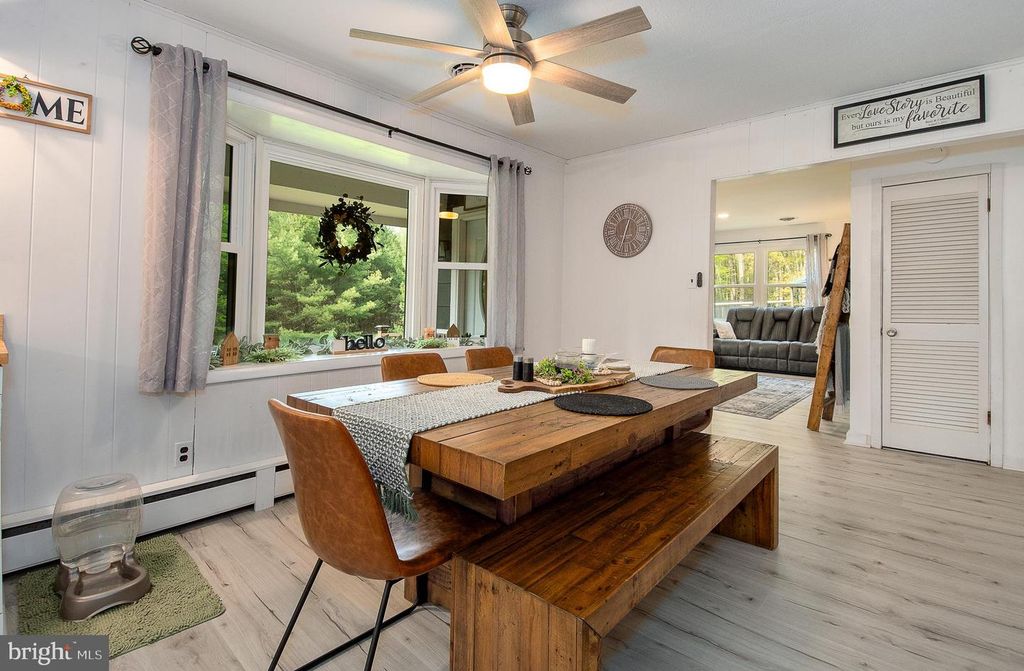 Image 18 of property listing at 2254 GARRETT RD, Oakland, MD 21550