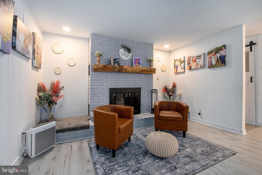 Image 30 of property listing at 2254 GARRETT RD, Oakland, MD 21550