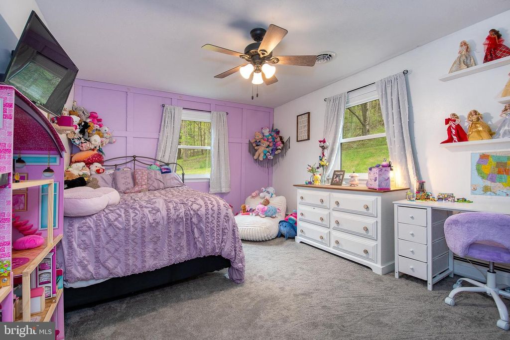 Image 36 of property listing at 2254 GARRETT RD, Oakland, MD 21550