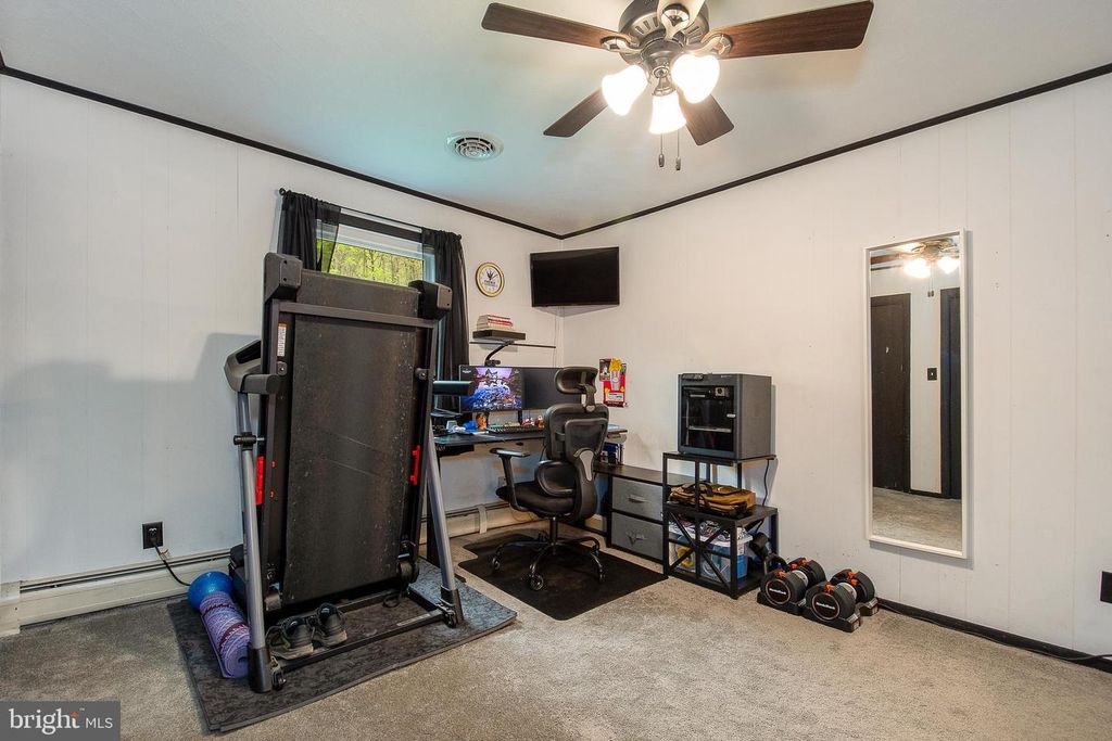 Image 39 of property listing at 2254 GARRETT RD, Oakland, MD 21550