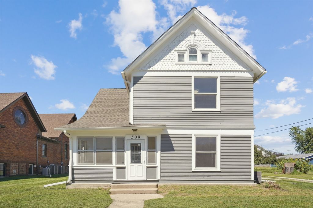 509 2nd Street, Maxwell, IA 50161