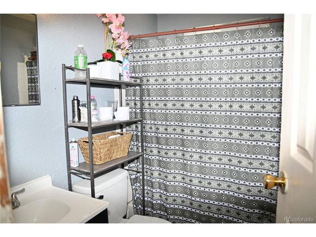 1042 S Grove St, Denver, CO 80219