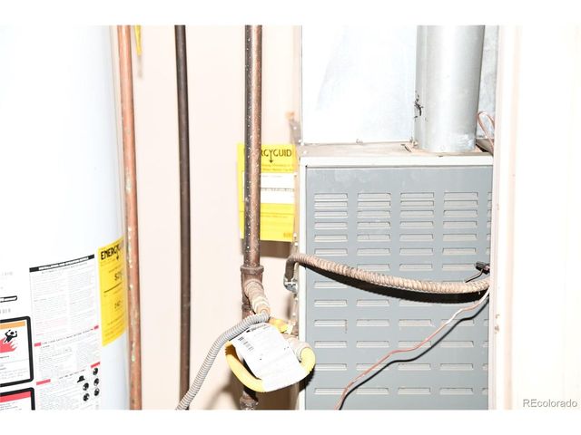 1042 S Grove St, Denver, CO 80219