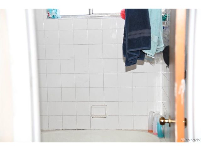 1042 S Grove St, Denver, CO 80219