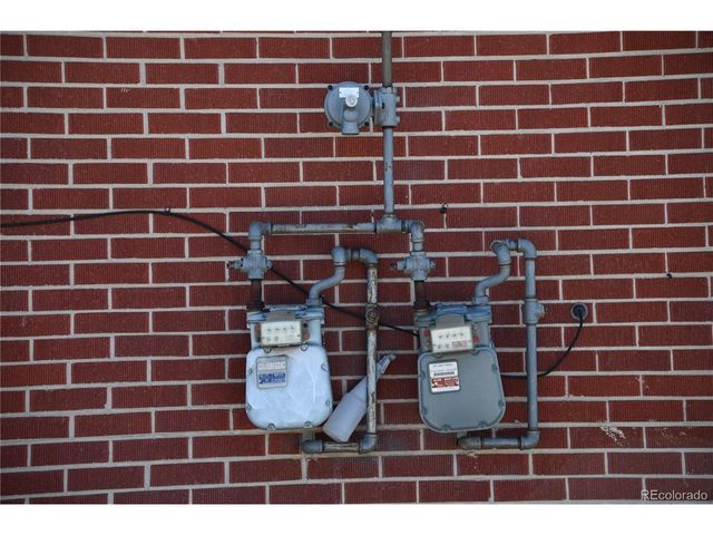 1042 S Grove St, Denver, CO 80219