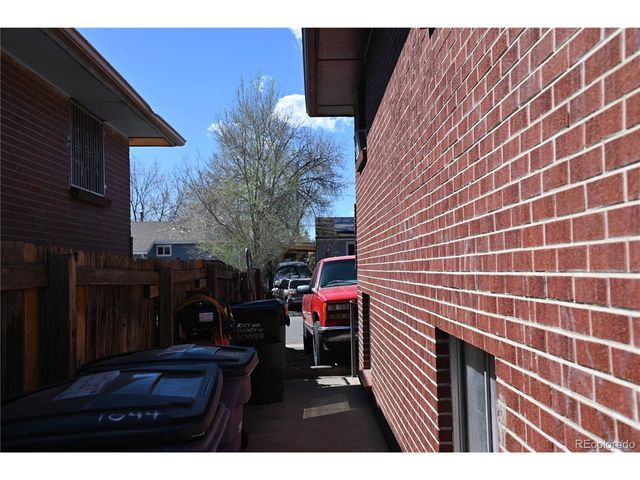 1042 S Grove St, Denver, CO 80219