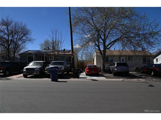 1042 S Grove St, Denver, CO 80219