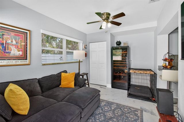 5723 1ST STREET NE, St Petersburg, FL 33703