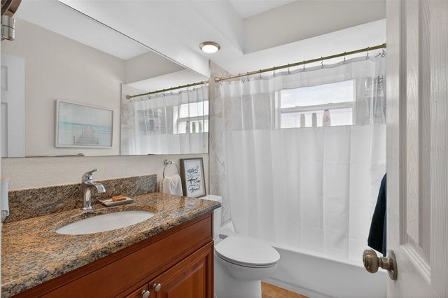 5723 1ST STREET NE, St Petersburg, FL 33703