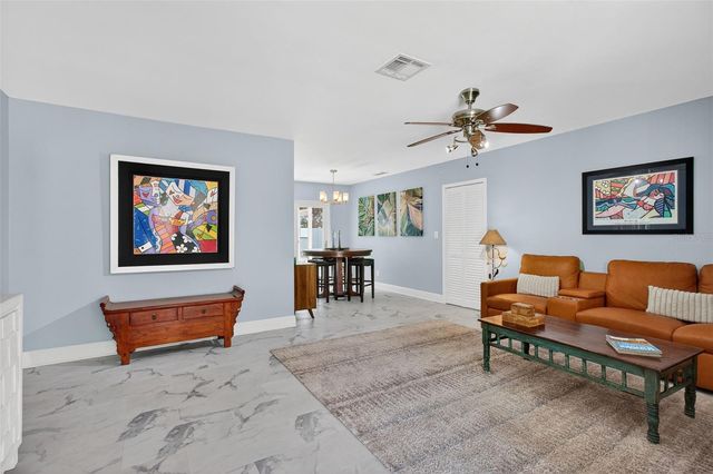 5723 1ST STREET NE, St Petersburg, FL 33703