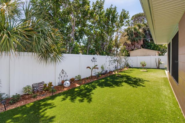 5723 1ST STREET NE, St Petersburg, FL 33703