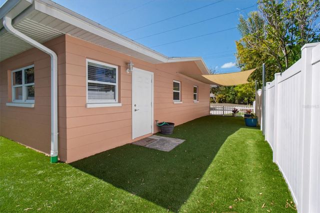 5723 1ST STREET NE, St Petersburg, FL 33703