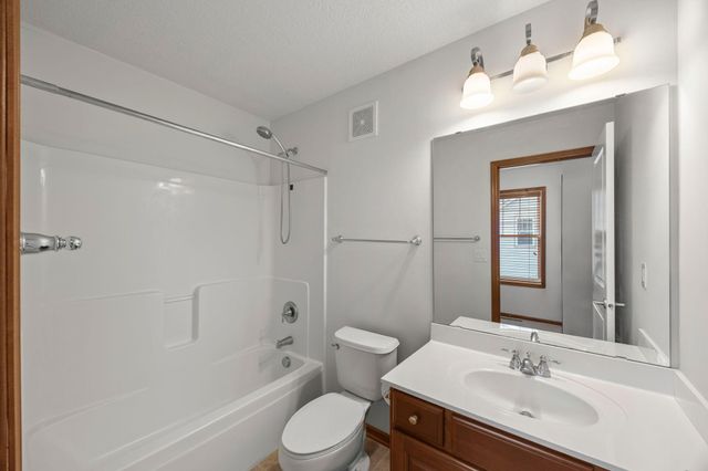 4022 Cedar Grove Lane, Eagan, MN 55122