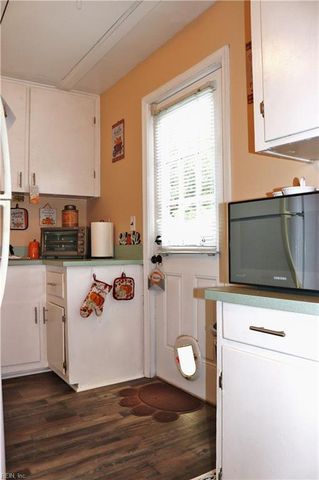 111 Decatur ST, Portsmouth, VA 23702