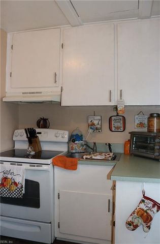111 Decatur ST, Portsmouth, VA 23702