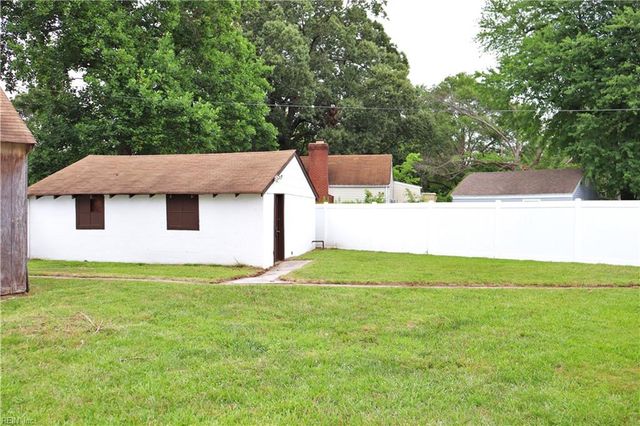 111 Decatur ST, Portsmouth, VA 23702