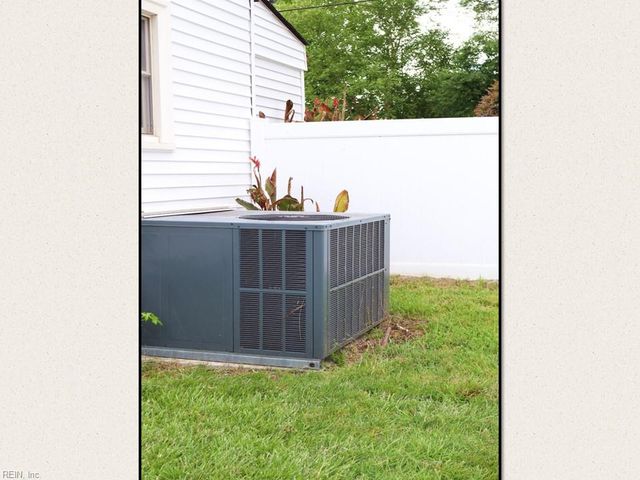 111 Decatur ST, Portsmouth, VA 23702