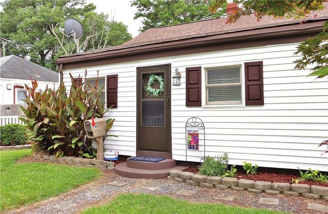 111 Decatur ST, Portsmouth, VA 23702