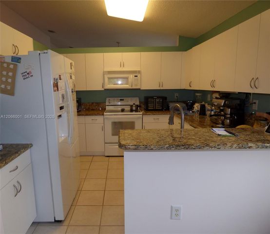 474 SW 205th Avenue, Pembroke Pines, FL 33029