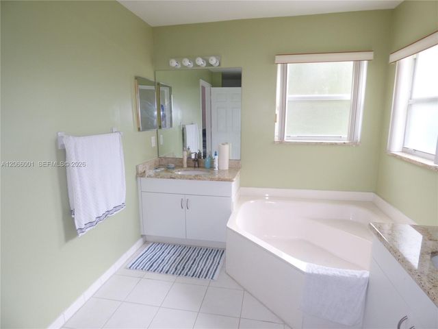 474 SW 205th Avenue, Pembroke Pines, FL 33029