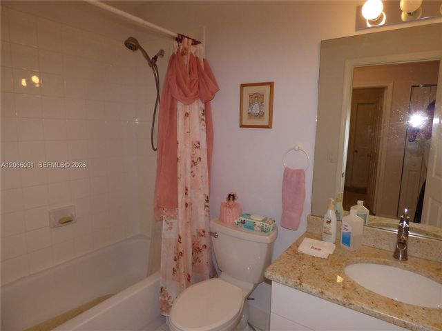 474 SW 205th Avenue, Pembroke Pines, FL 33029