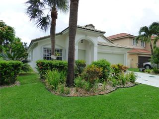 474 SW 205th Avenue, Pembroke Pines, FL 33029
