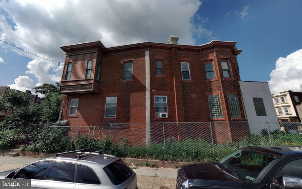 200 N 52ND ST, PHILADELPHIA, PA 19139 — photo 3