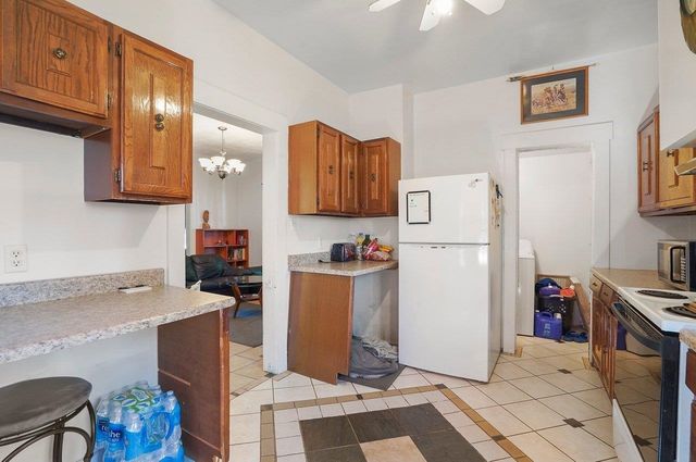 2815 E Queen Ave, Spokane, WA 99217