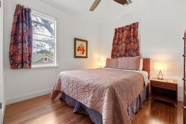 1501 Willow ST 1, Austin, TX 78702
