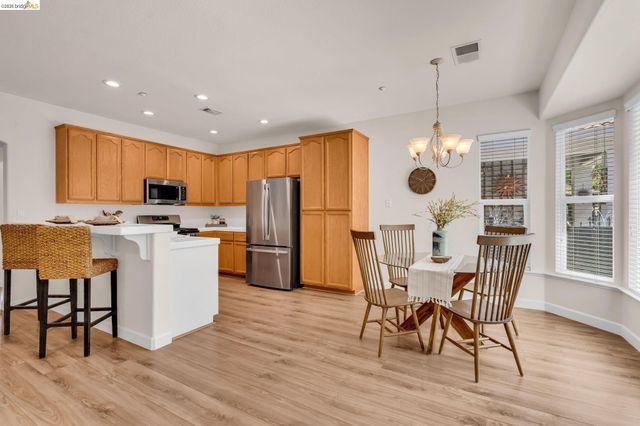 1124 Jonagold Way, Brentwood, CA 94513