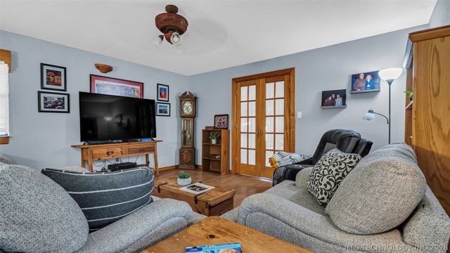 36977 Hwy 70, Bennington, OK 74723