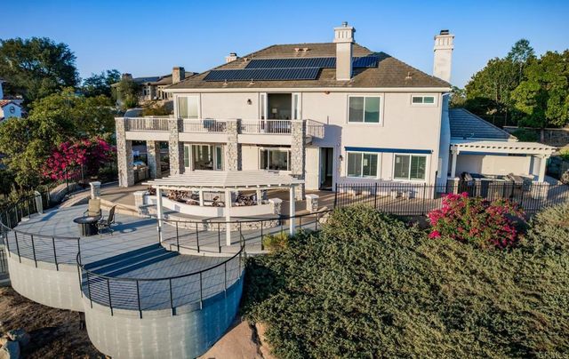 29190 Crystal Ridge Court, Escondido, CA 92026