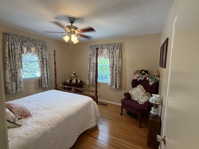 6628 Upton Ln, Nashville, TN 37209
