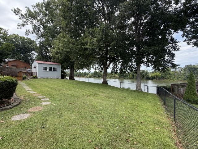 6628 Upton Ln, Nashville, TN 37209