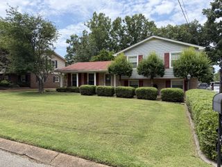 6628 Upton Ln, Nashville, TN 37209