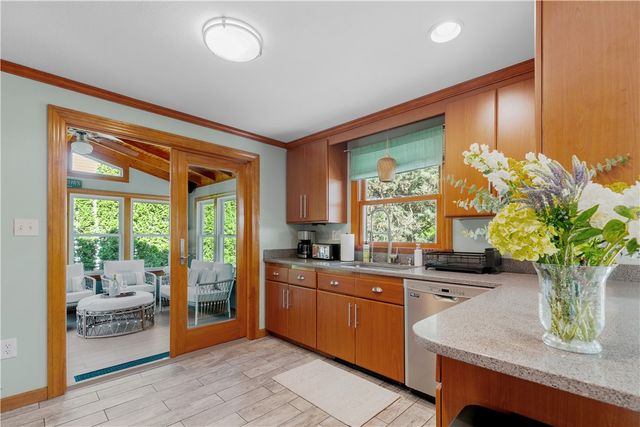 46 Steamboat Street, Jamestown, RI 02835