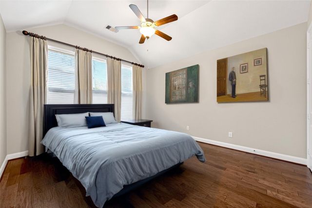 14 S Sawbridge Circle, The Woodlands, TX 77389