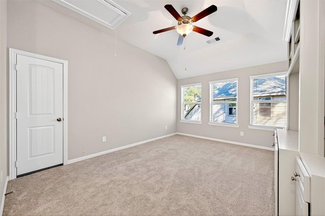 14 S Sawbridge Circle, The Woodlands, TX 77389